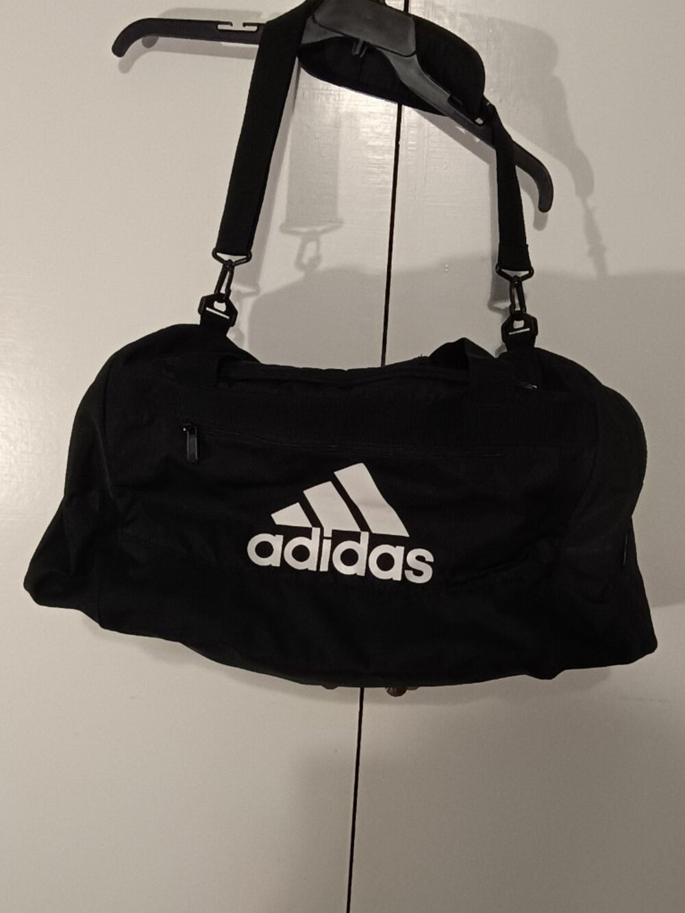 adidas Black Performance Duffel Gym Travel Bag Shoulder Strap Zip Pockets - Picture 4 of 8